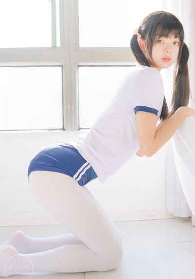 善良的邻居的妻子在线