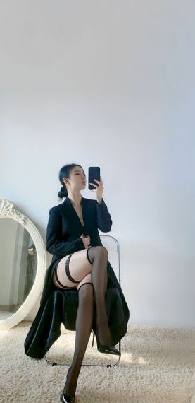 年轻的小姨子bd