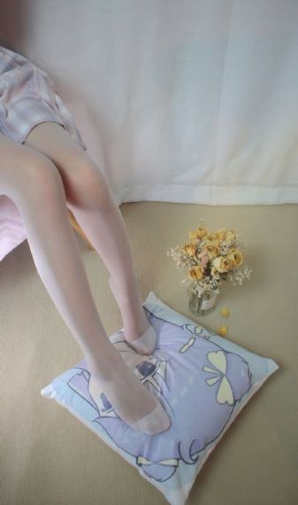 一边下奶一边吃面膜视频