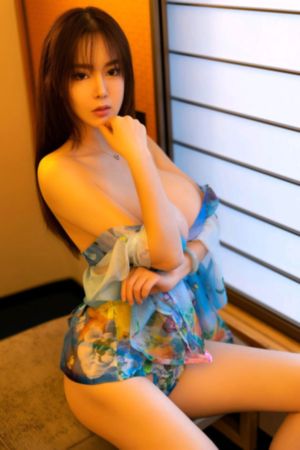 《漂亮的女邻居》三级