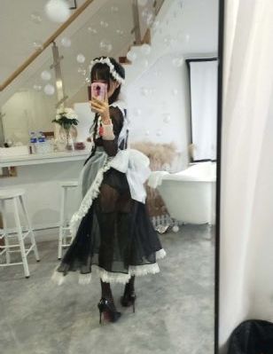 正常女的下面扒开会有小须须吗