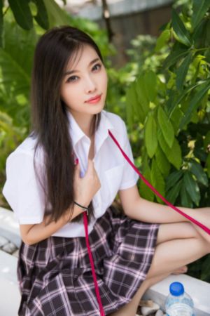 年轻的保姆