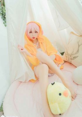 飞往日本客机内发生袭击事件