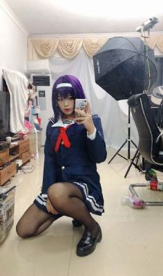 上下耸动