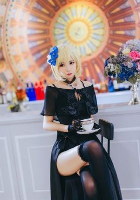 红色假期黑色婚礼 电影中字